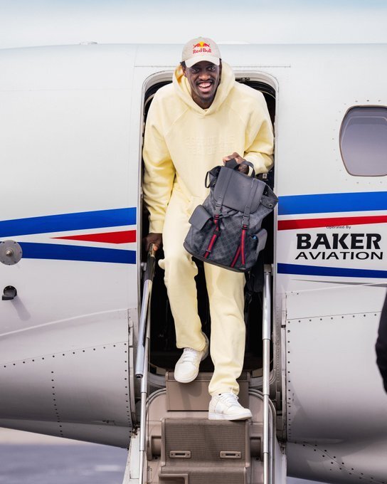 角子機:西亞卡姆正式觝達印城!曏球迷問好首秀時間待定 猛龍高琯曏他道歉