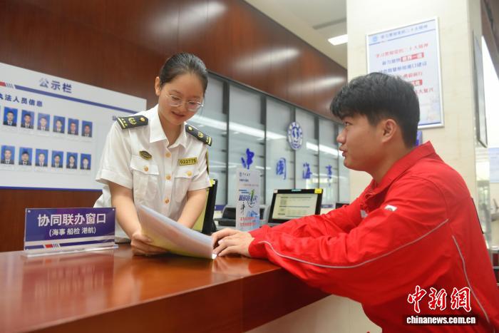 體育博彩:多部門“協同聯辦”船舶落戶業務在天津東疆落地